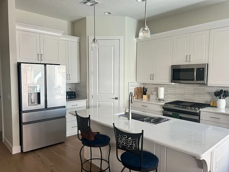 1212 W Hopewell Dr — Photo 15