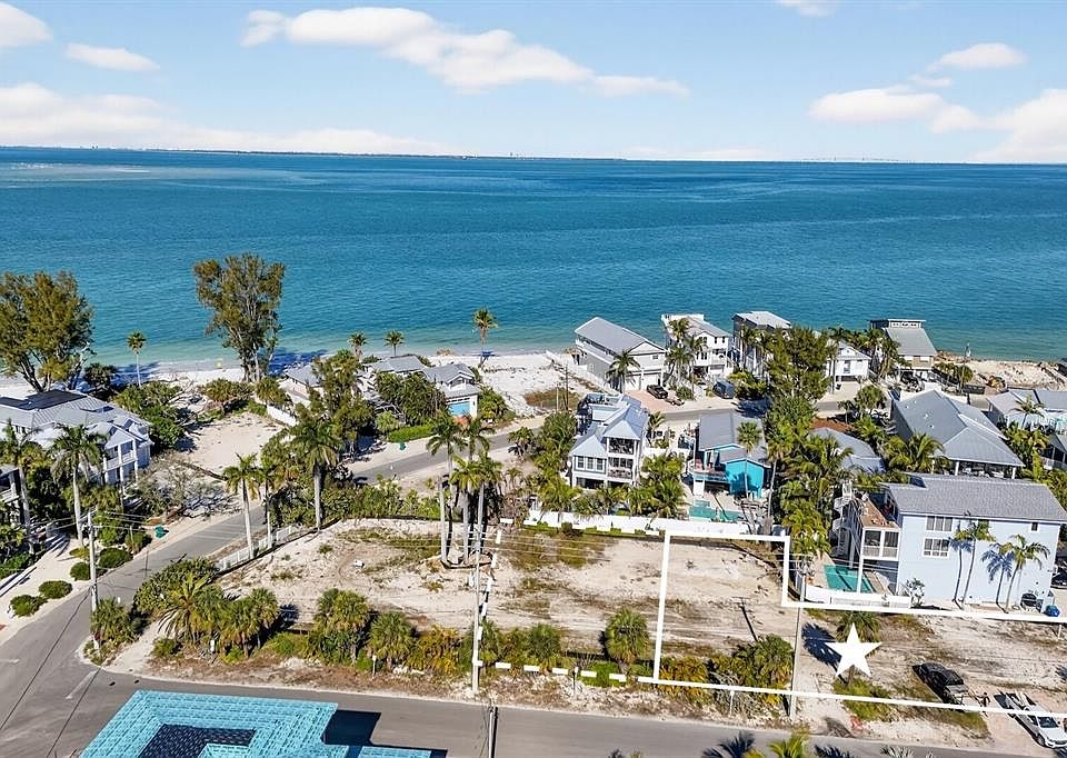 1st image of 812 N Bay Blvd #3