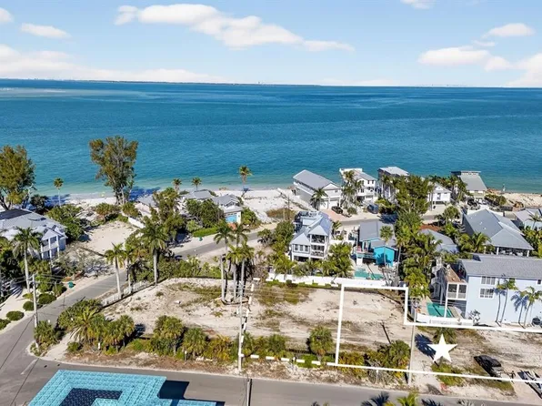 812 N Bay Blvd #3, Anna Maria, FL 34216
