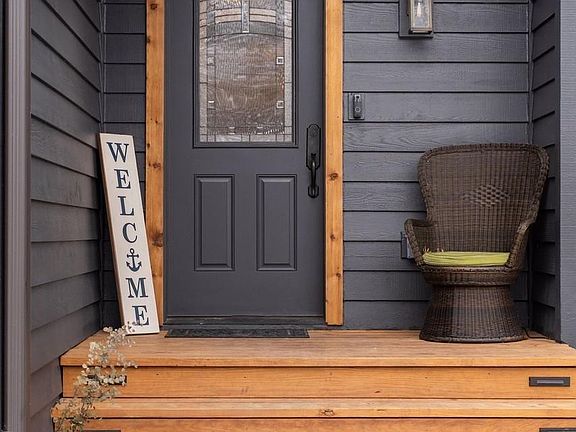 2nd image of 26435 Noble Rd