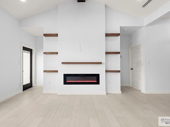3rd image of 7725 Bogart Ct