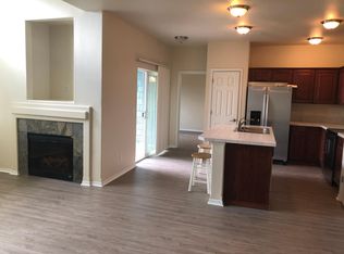 1313 Rowan Ct, Dupont, WA 98327