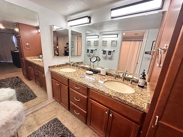 12212 N Paradise Village Pkwy S #14 — Photo 26