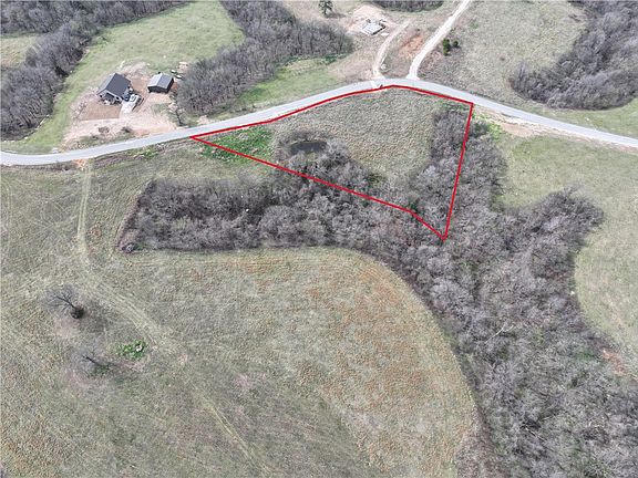 5th image of Mountain Ridge Rd