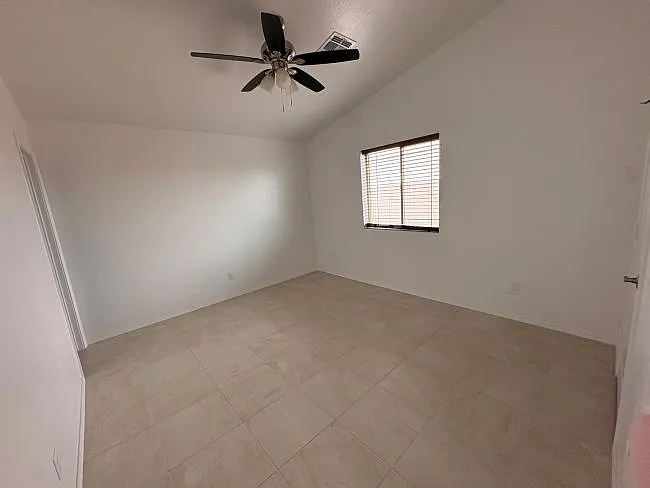 10821 E 46th Ln — Photo 17