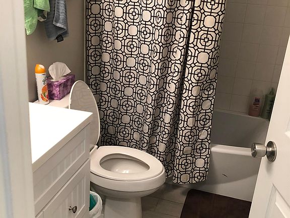 4th image of 1708 Tudor Dr