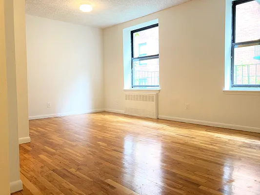 Rented by ZealEstate Group Inc | media 15