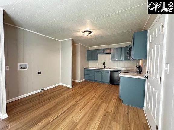 3rd image of 717 Elliot Ave