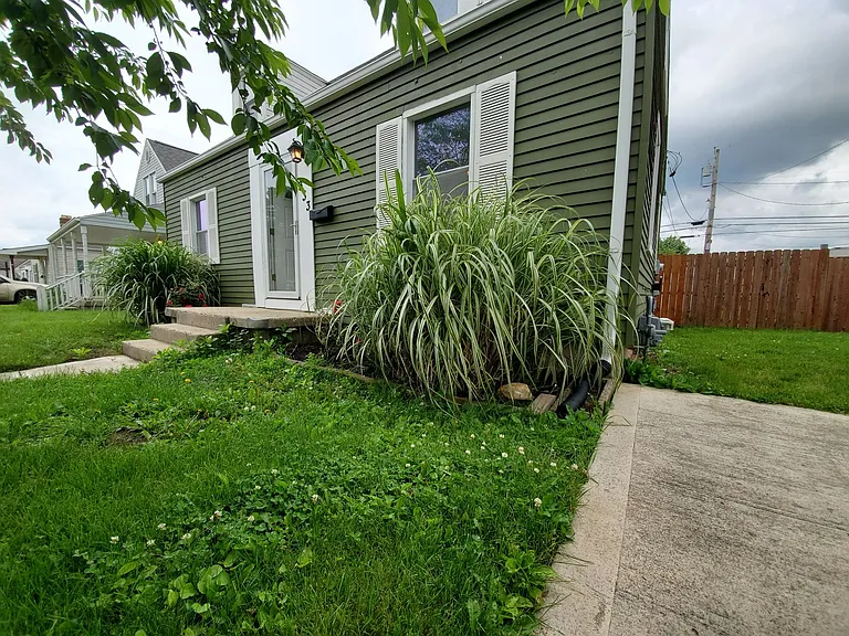 333 Archer Dr — Photo 2