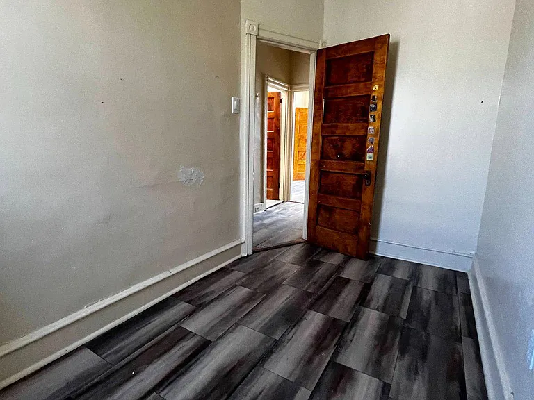 2914 N Judson St — Photo 5