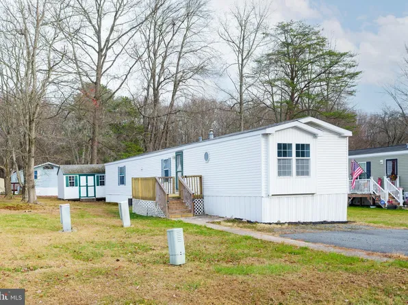 9 Oak Tree Ln, Elkton, MD 21921