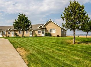 870 N 15th Ave, Elgin, OR 97827