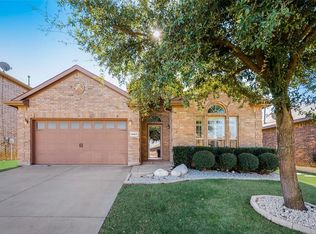 5003 Carnoustie Trl, Arlington, TX 76001