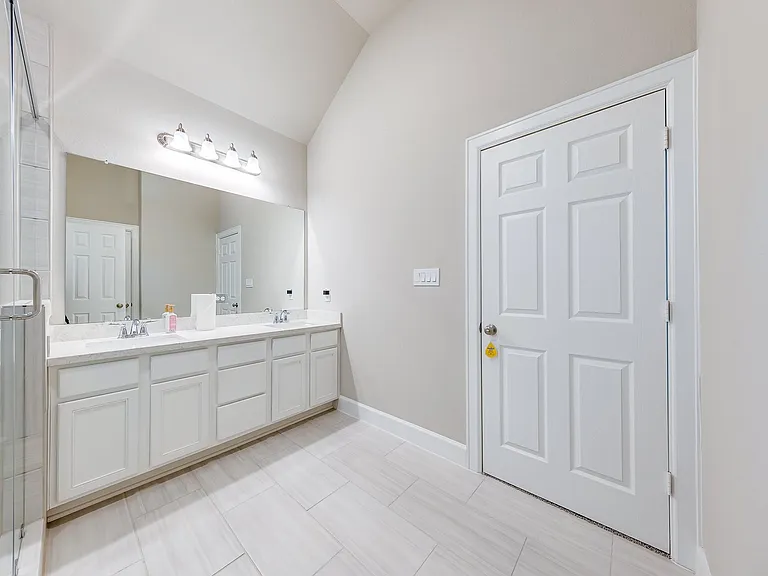 11913 Briarwood Hill Way — Photo 12