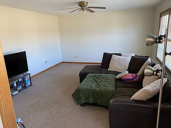 4th image of 2640 Penny Lee Dr