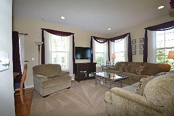 2nd image of 530 S Jade Ln