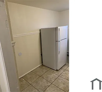 3 bed, 1000 sqft, $1,500 — Photo 3