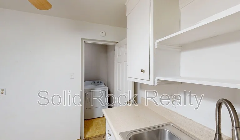 513 W Uintah St #1 — Photo 7