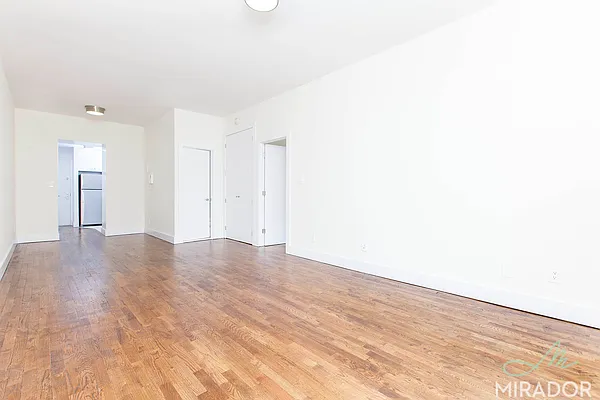 Rented by Mirador Real Estate | media 9