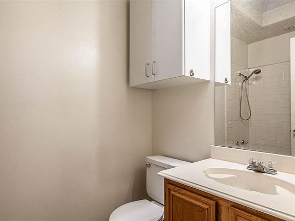 5th image of 6908 Black Wing Dr
