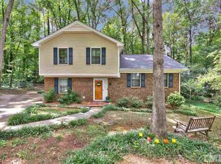 404 Lynchester Ct, Raleigh, NC 27615
