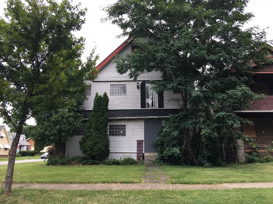 3993 E 144th St photo 1