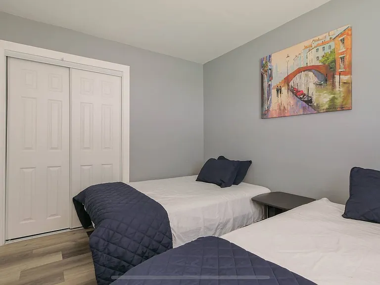 1901 Emerson Ave — Photo 6