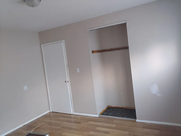 4046 Virginia Cir — Photo 11