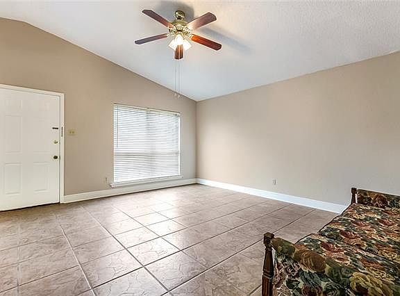 2nd image of 3540 Catalina Dr