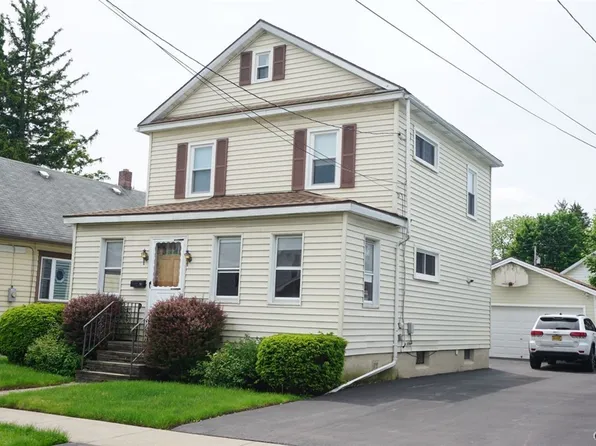 323 Malverne Dr #23, Syracuse, NY 13208