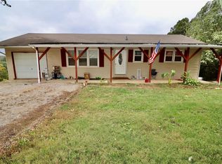 28195 Missouri Dr, Lebanon, MO 65536