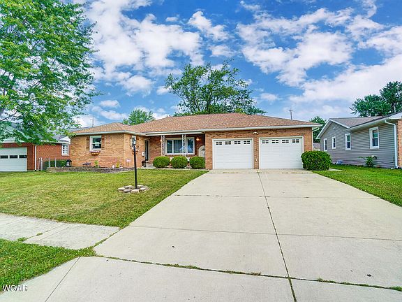 4th image of 2912 Makley Dr