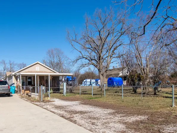 3021 W Olive Street, Springfield, MO 65802