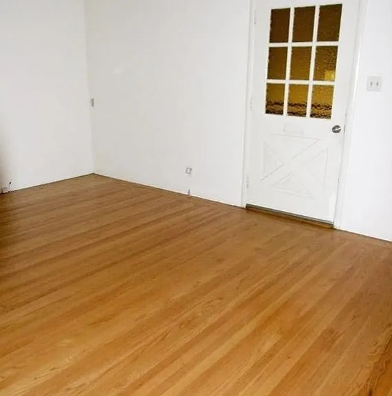 1225 34th St #1 — Photo 3