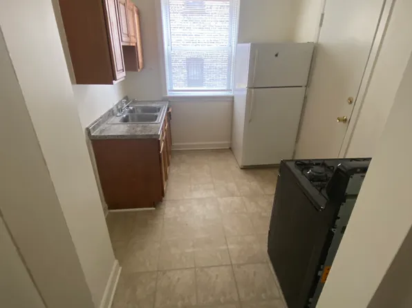 5001 W Monroe St #112-1, Chicago, IL 60644