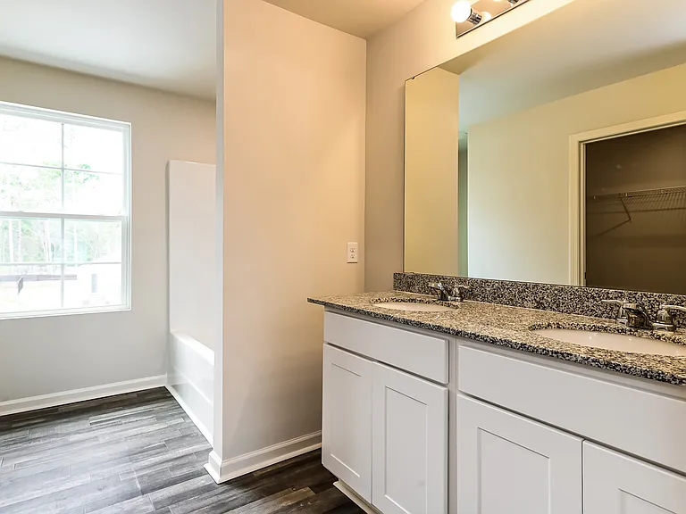 682 Hadley Ct SE — Photo 10