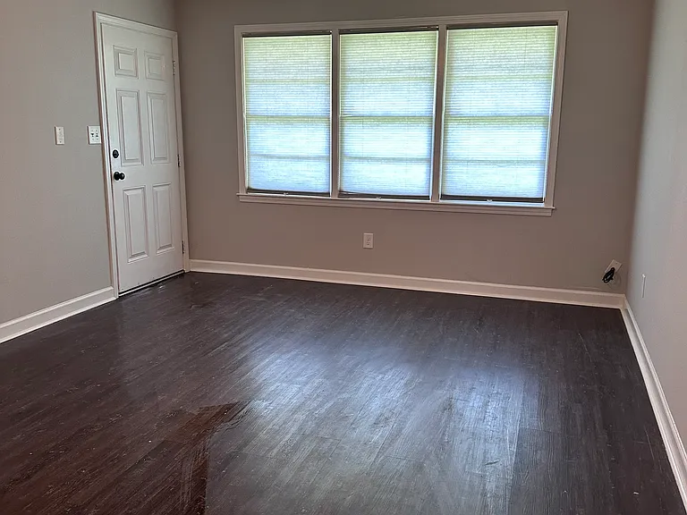 146 Kentucky Cir #A — Photo 2