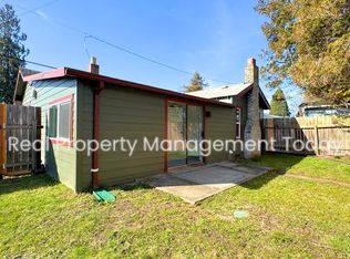 330 1/2 4th St SE, Puyallup, WA 98371