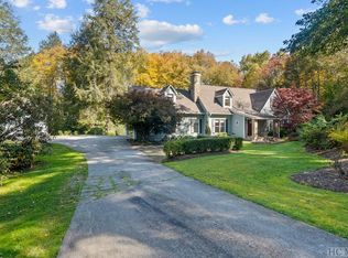 360 Hickory Dr, Highlands, NC 28741