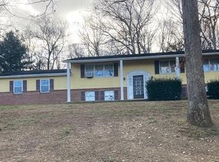 40 Schoolhouse Rd, Kirkwood, PA 17536