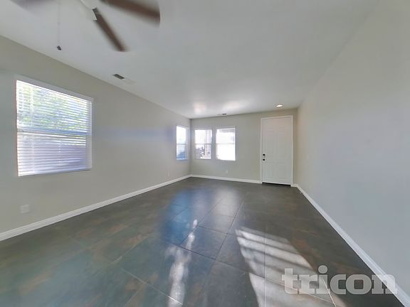 3rd image of 35676 Winkler St