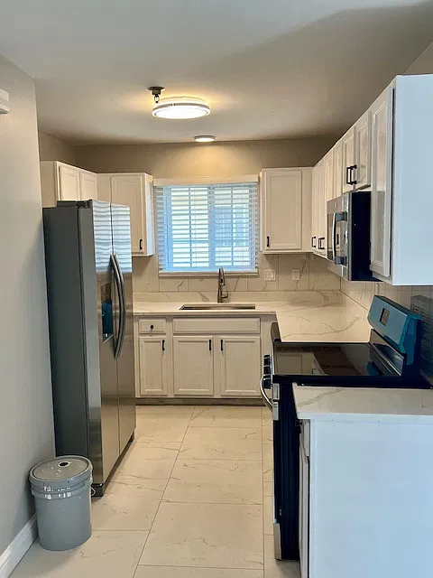 3 bed, 1238 sqft, $1,995 — Photo 4