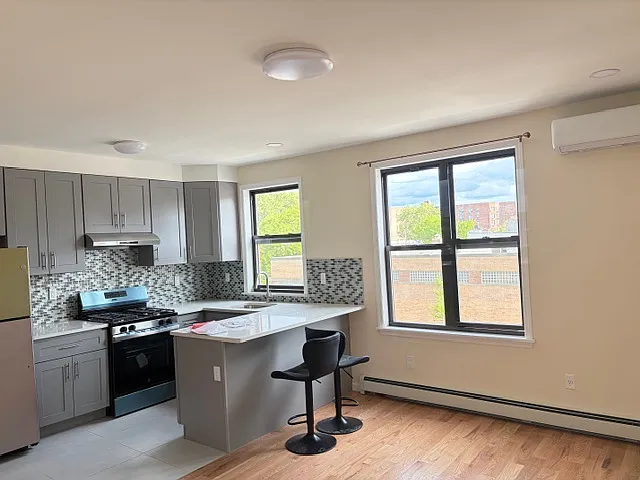 38-09 48th Ave #2 — Photo 1