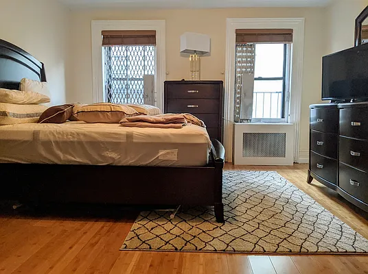 Rented by Platinum Properties | media 15