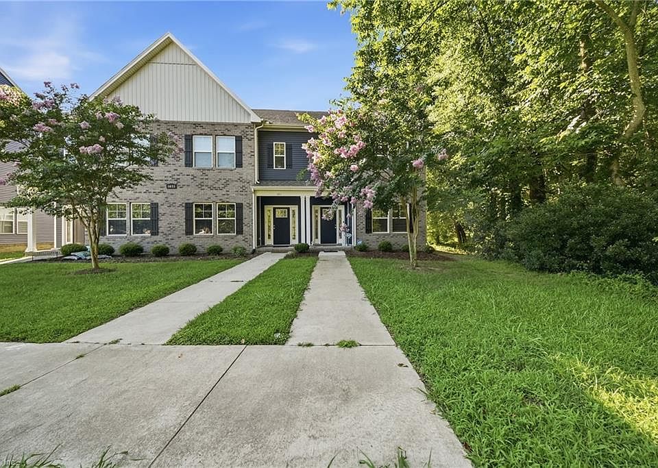 1st image of 1651 Wilroy Rd #102