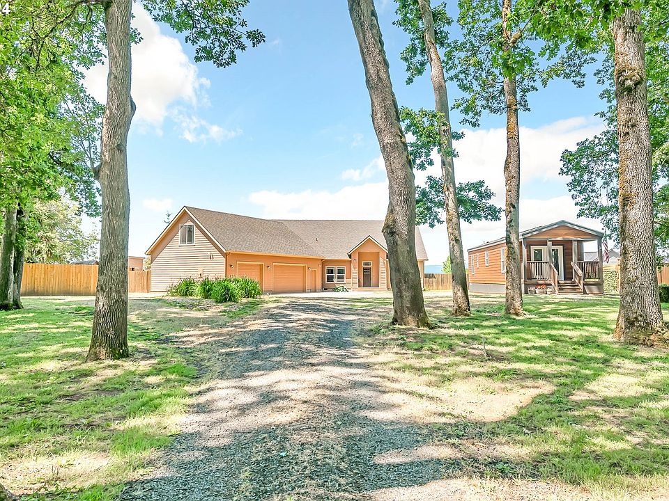 1st image of 94980 Oaklea Dr