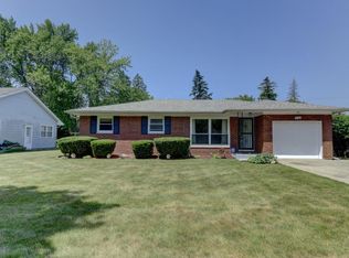 5960 Taft Pl, Merrillville, IN 46410