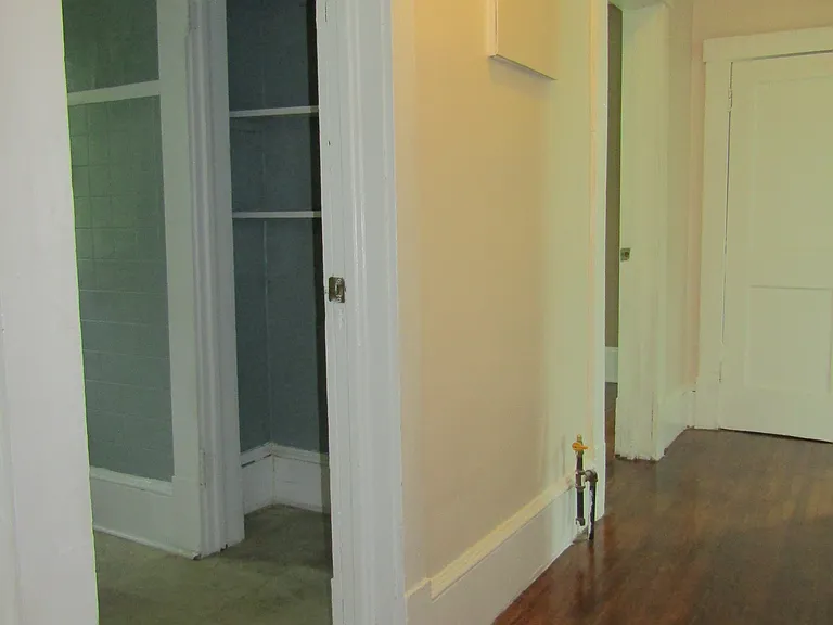 125 Balsam St — Photo 9