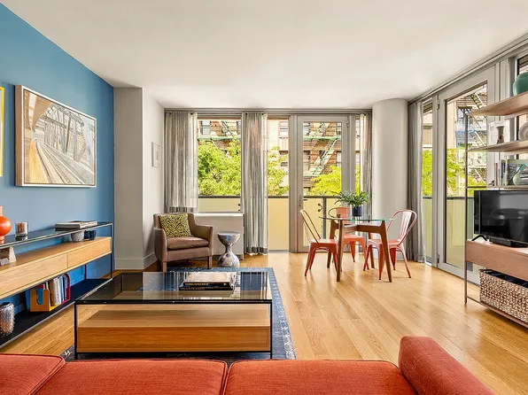 464 W 44th St APT 4G, New York, NY 10036