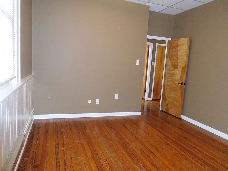 140 Snider Ave — Photo 17
